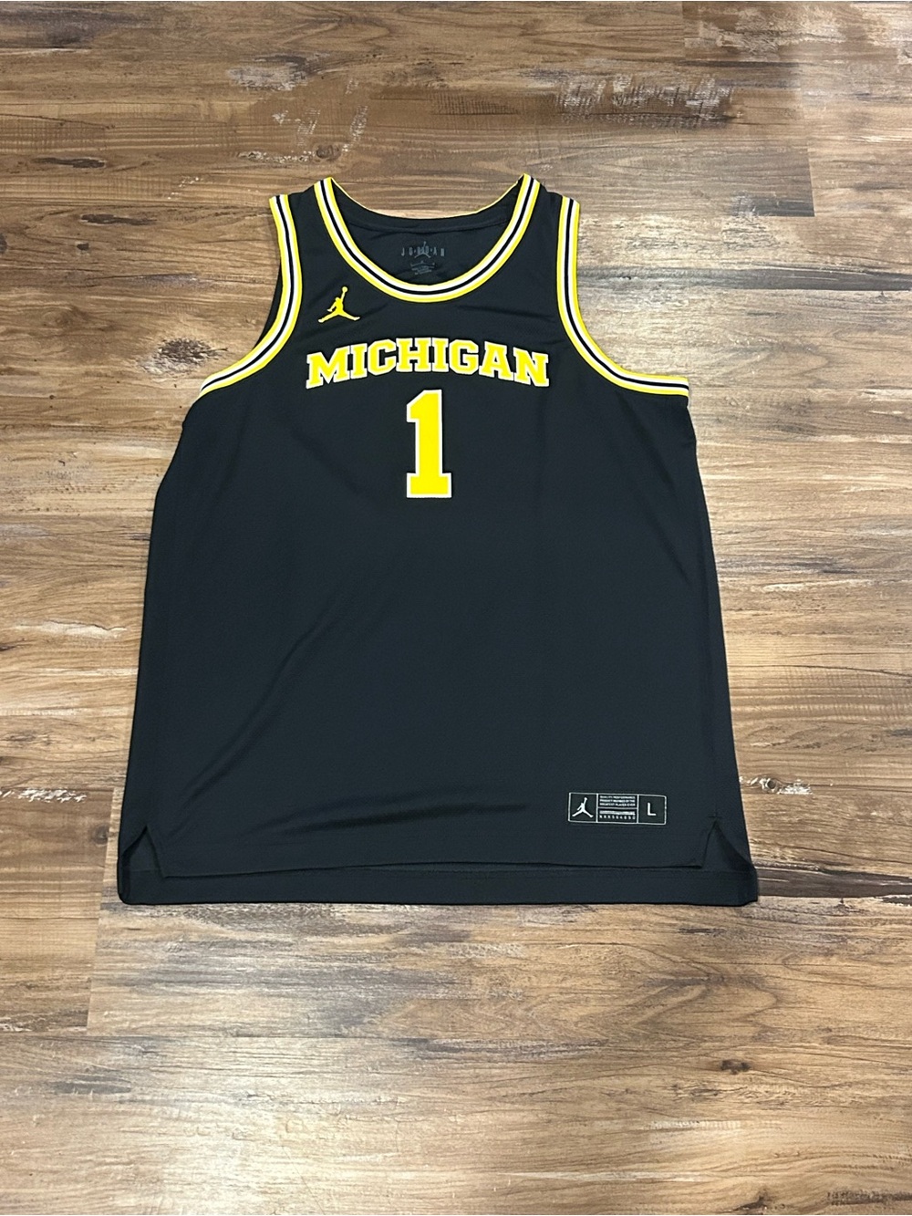 Jordan Michigan Basketball Jersey Large